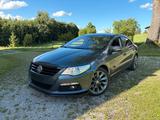Volkswagen VW Passat CC 2.0T 2.0TFSI 2.0TSI - Volkswagen Passat CC mit Benzin-Antrieb: Limousine, 2.0