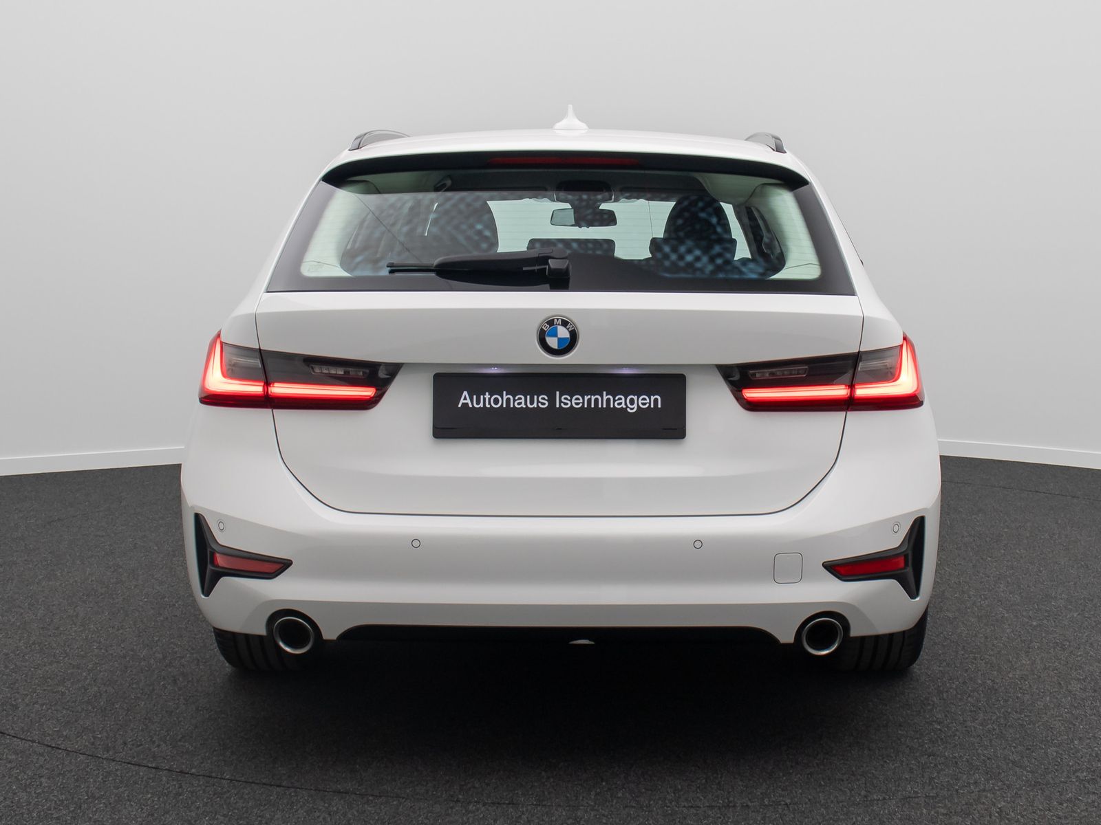 Fahrzeugabbildung BMW 320i Sport Line HUD DAB Lordos Alarm HiFi Komfor