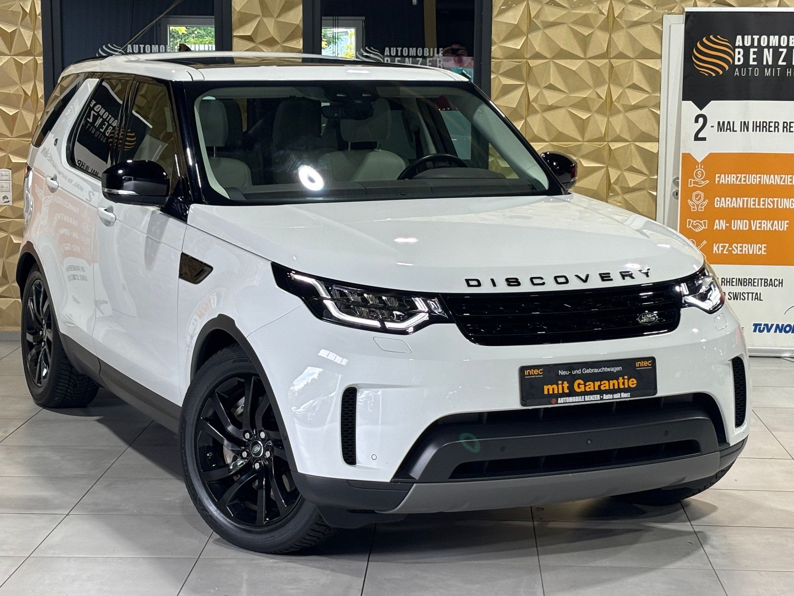 Fahrzeugabbildung Land Rover Discovery 5 HSE SDV6/7-SITZE/PANORAMA/EXCLUSIVE