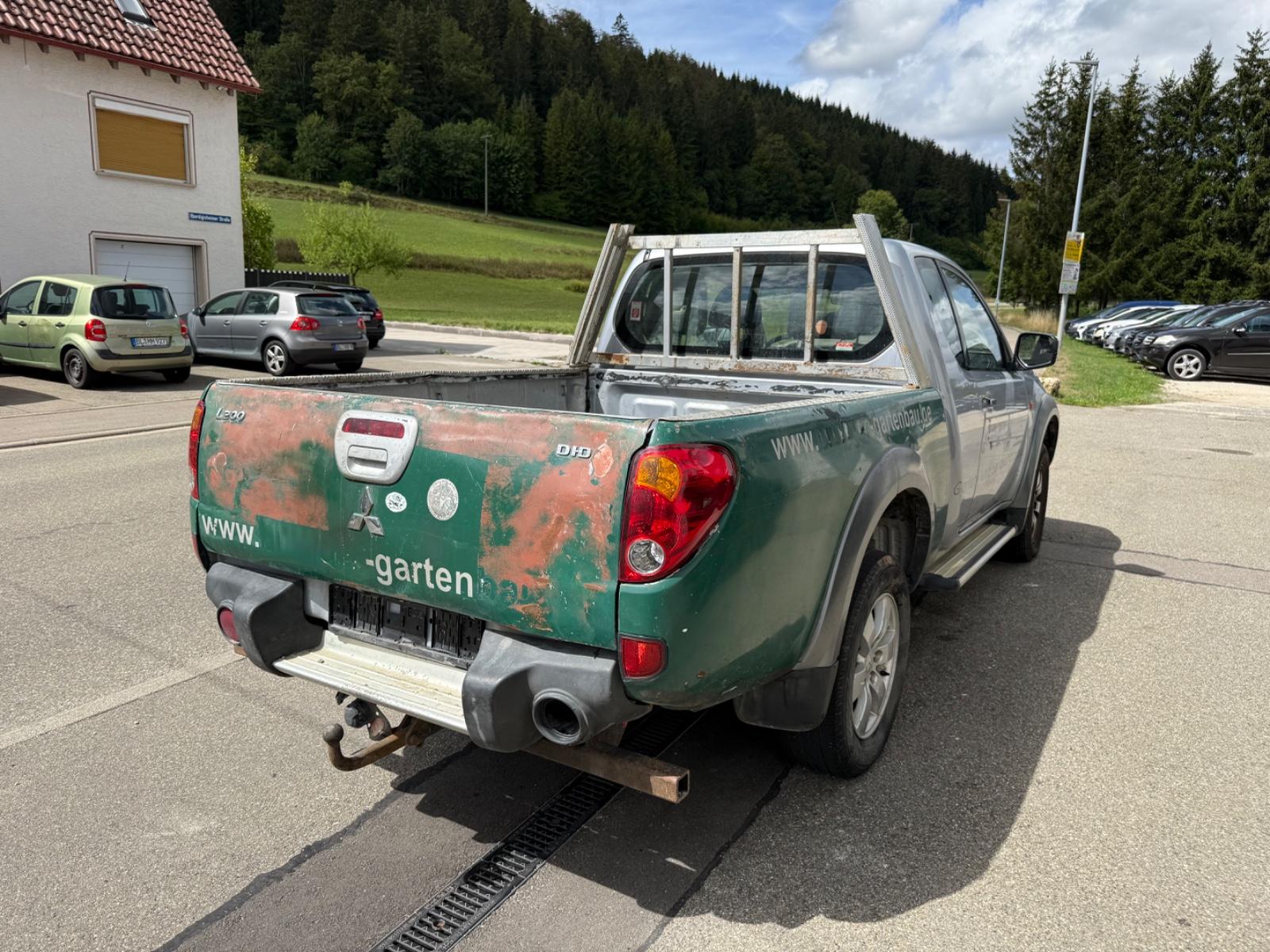 Mitsubishi L200 Intense Club Cab 4WD/ Klima/Euro4/Allrad/
