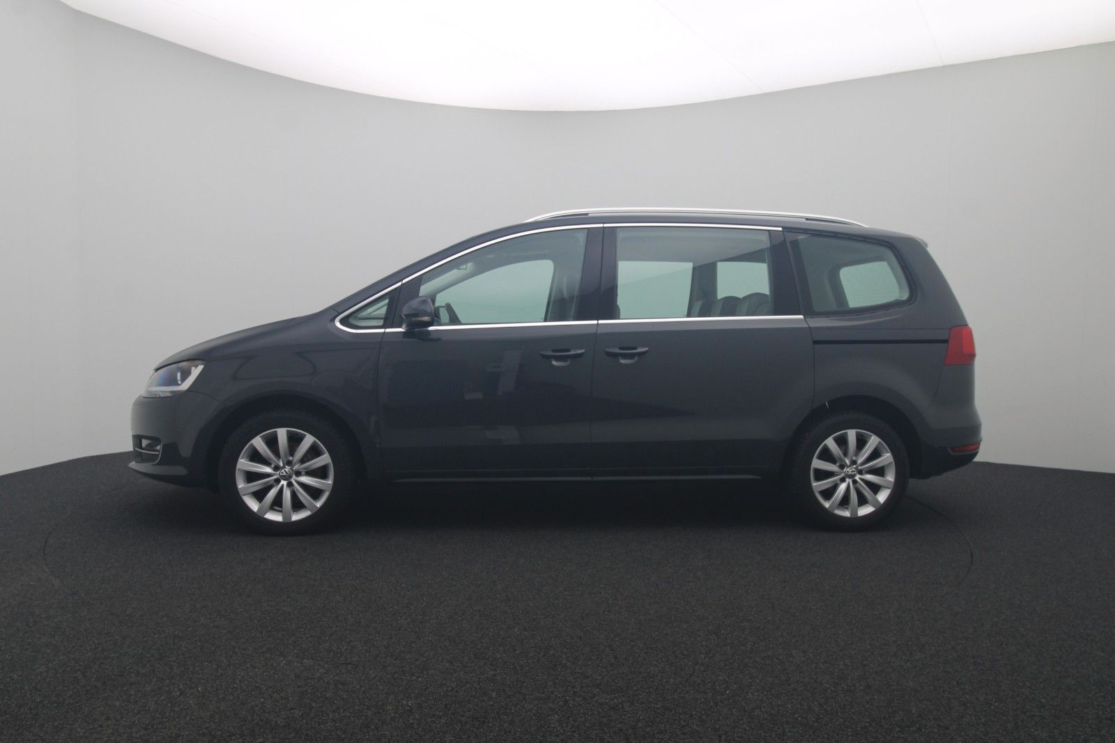 Fahrzeugabbildung Volkswagen Sharan 1.4 TSI Highline BMT