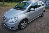 Mercedes-Benz B 180 BlueEFFICIENCY - Mercedes-Benz B 180 in Halle
