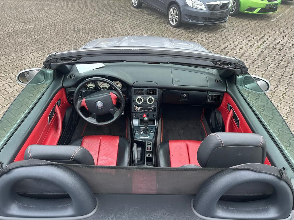 Mercedes-Benz SLK 230