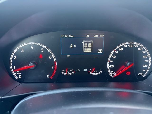 Fahrzeugabbildung Ford Focus Lim. ST Winter+Designpaket2,AHK
