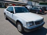 Mercedes-Benz E 230 CE Coupe/Schiebedach - Mercedes-Benz E 230 mit Benzin-Antrieb