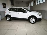 Nissan NISSAN Qashqai 1.5 dCi DPF Visia - Nissan Qashqai Visia mit Diesel-Antrieb