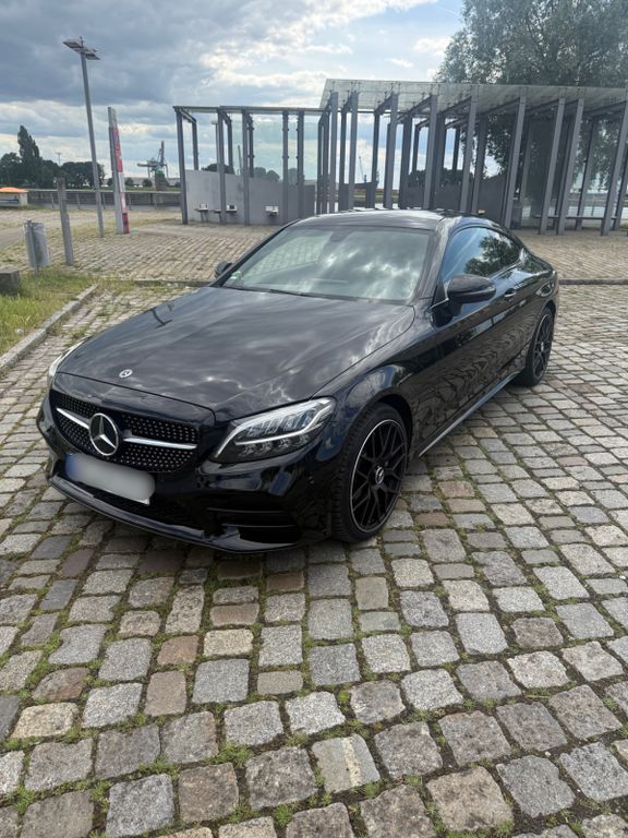 Mercedes-Benz C 400