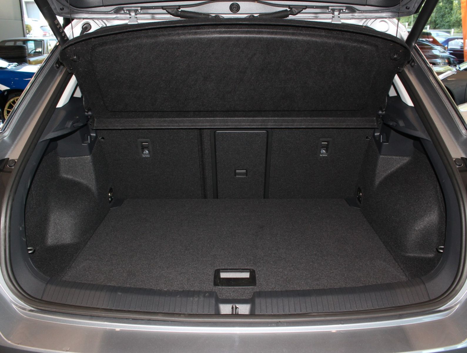 Fahrzeugabbildung Volkswagen T-Roc 1.5 TSI DSG Style*PNRM*Navi*Kamera