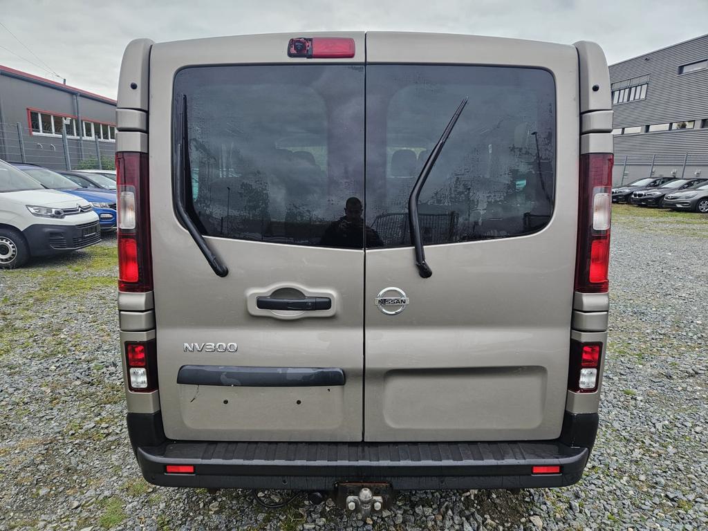 Nissan NV300