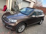 Volkswagen Touareg 3.0 V6 TDI BMT/Panorama/Luftfederung - Volkswagen Touareg aus 2010: V6