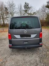 Volkswagen T6 Transporter - 4 Sitze - TÜV neu - scheckheftgepflegte VW T6 Transporter