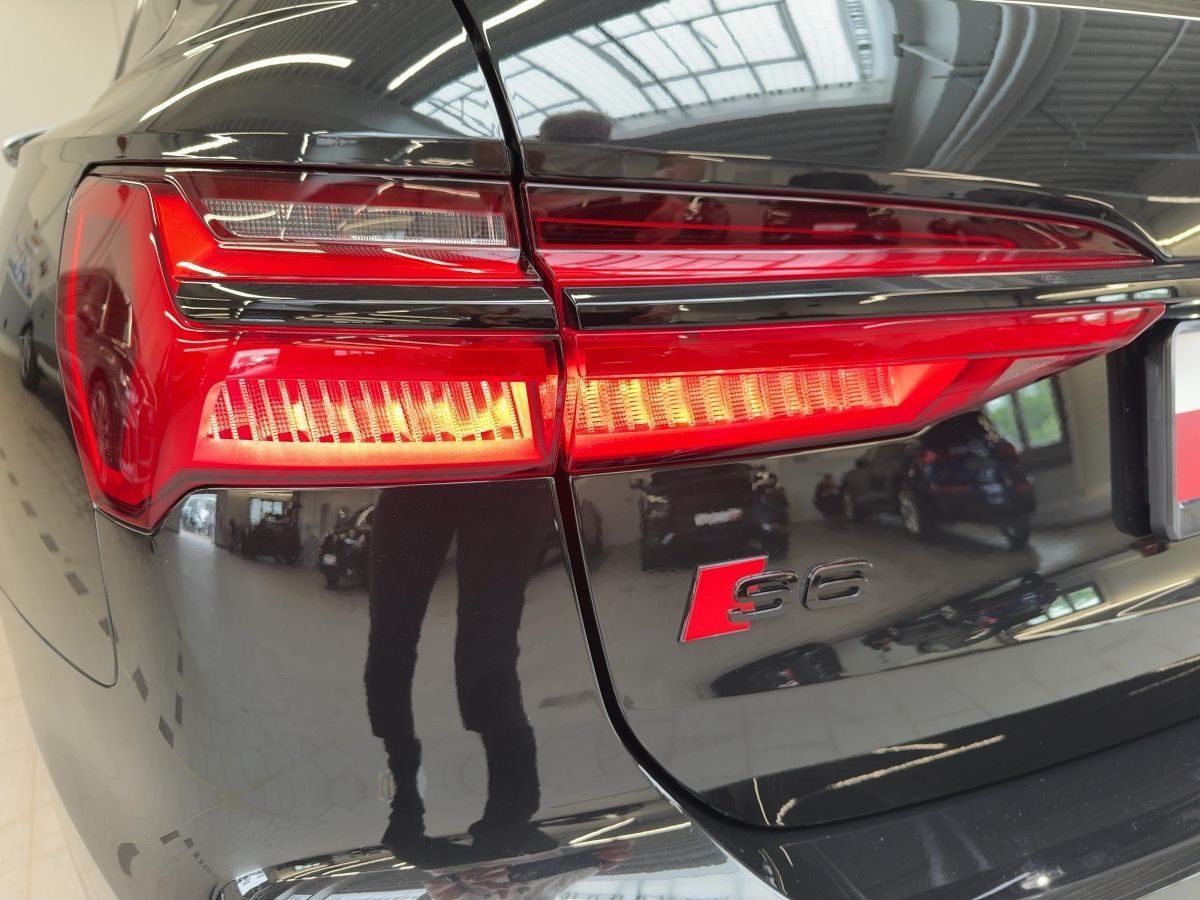 Audi S6 - Bild 14