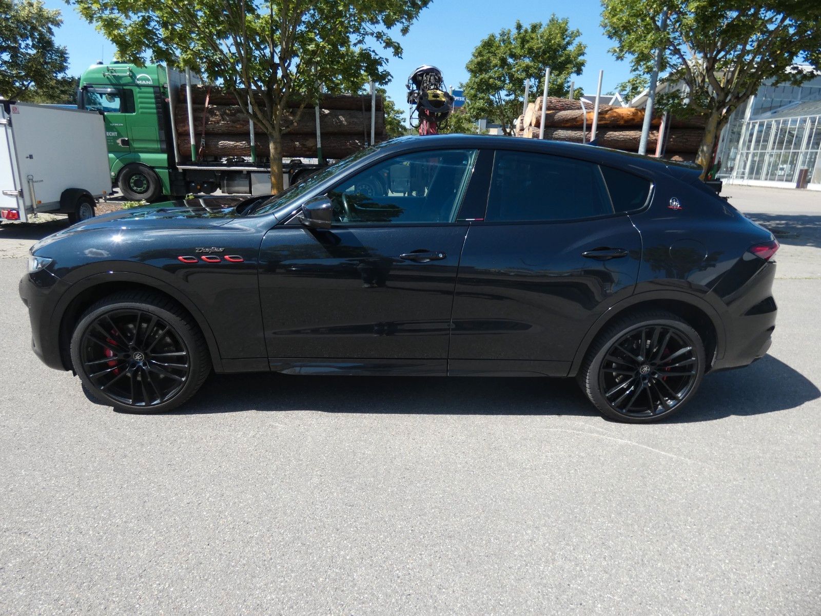 Maserati Levante Trofeo 3.8 V8 Luft Pano 22 Zoll Carbon foto 4