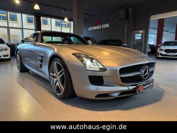 صورة 9 لـ 2011 Mercedes-BENZ SLS AMG