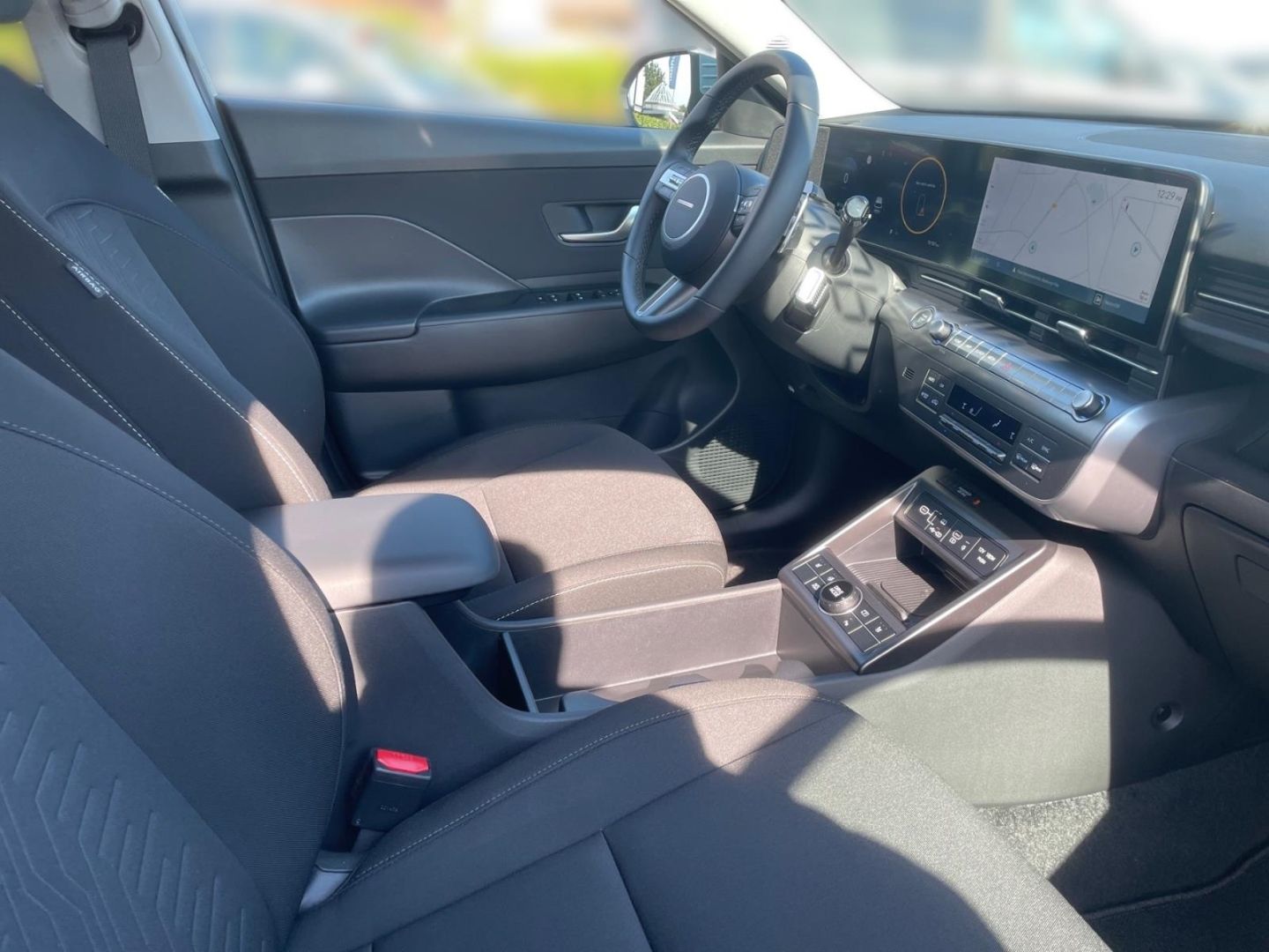 Fahrzeugabbildung Hyundai KONA 1.6 Hybrid Trend Lichtpaket Navigation LED