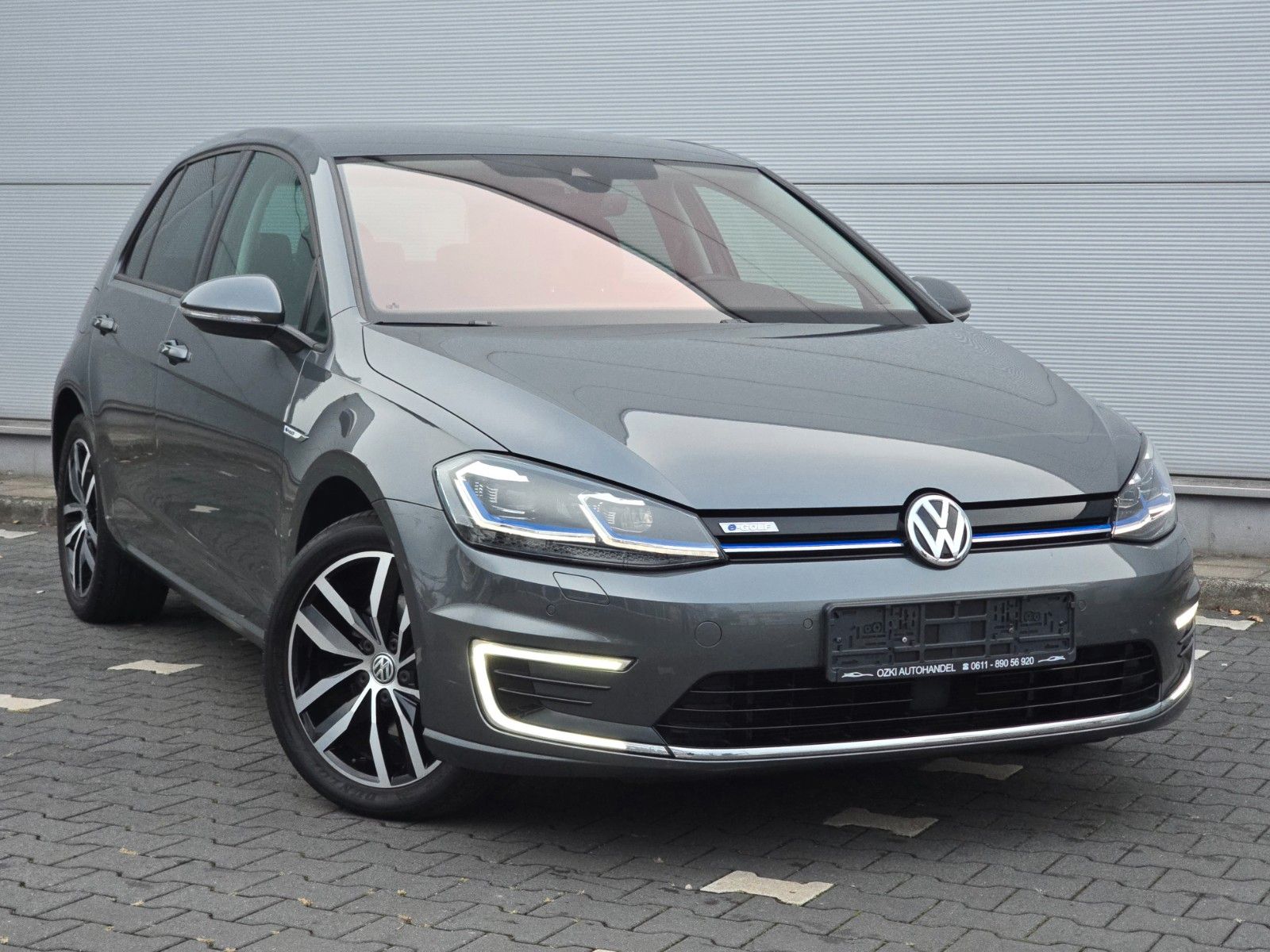 Volkswagen e-Golf (Kamera/Navi/Led)