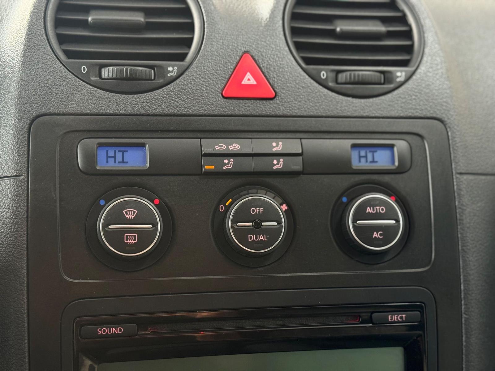 Volkswagen Caddy Maxi 1.9 TDI Rollstuhlgerecht-Rampe