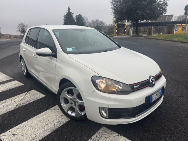 Volkswagen Golf GTI 2.0 TSI DSG 5p. Unico P.