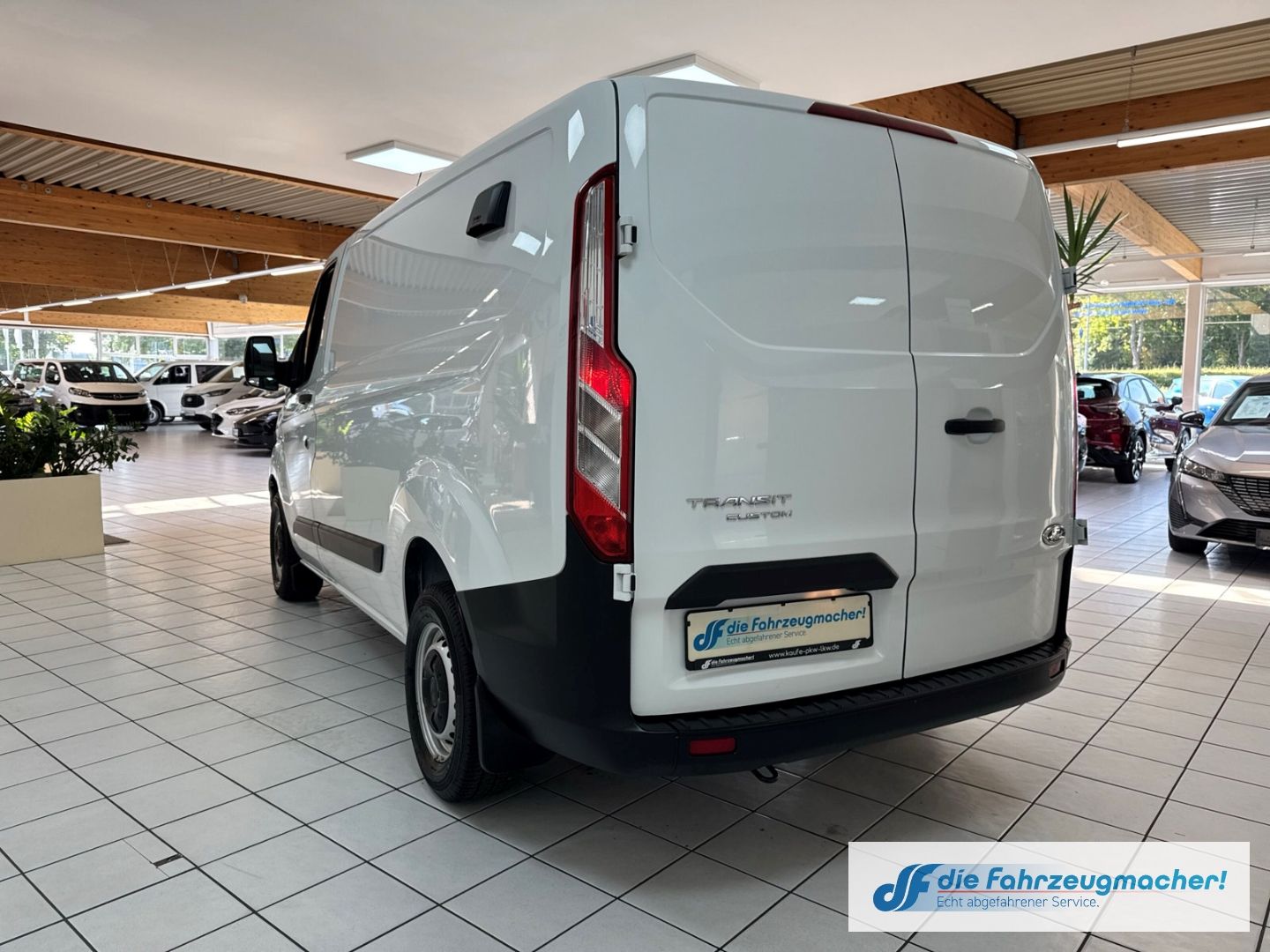 Fahrzeugabbildung Ford Transit Custom Kasten Werkstatt 280 L1 2.0 TDCi