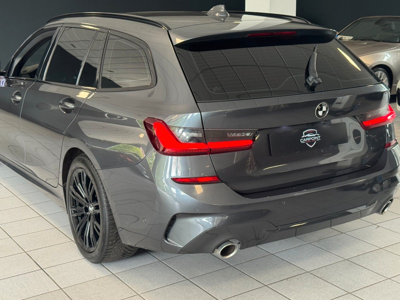 BMW 320d xDrive Touring M Sport Auto foto 22