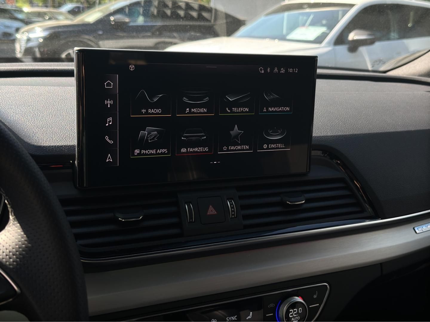 Fahrzeugabbildung Audi Q5 TFSI e S line 55 S Line quattro, Business, B&