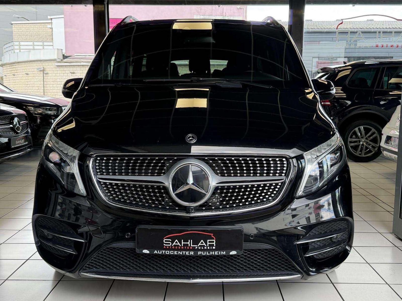 Mercedes-Benz V 300 AMG LINE EXTRALANG 8-SITZER SPUR NAVI KAME foto 3