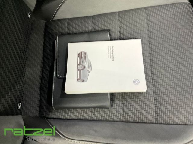 Fahrzeugabbildung Volkswagen T-Roc Cabriolet 1.5 TSI R-Line Navi Dig. Cockpit