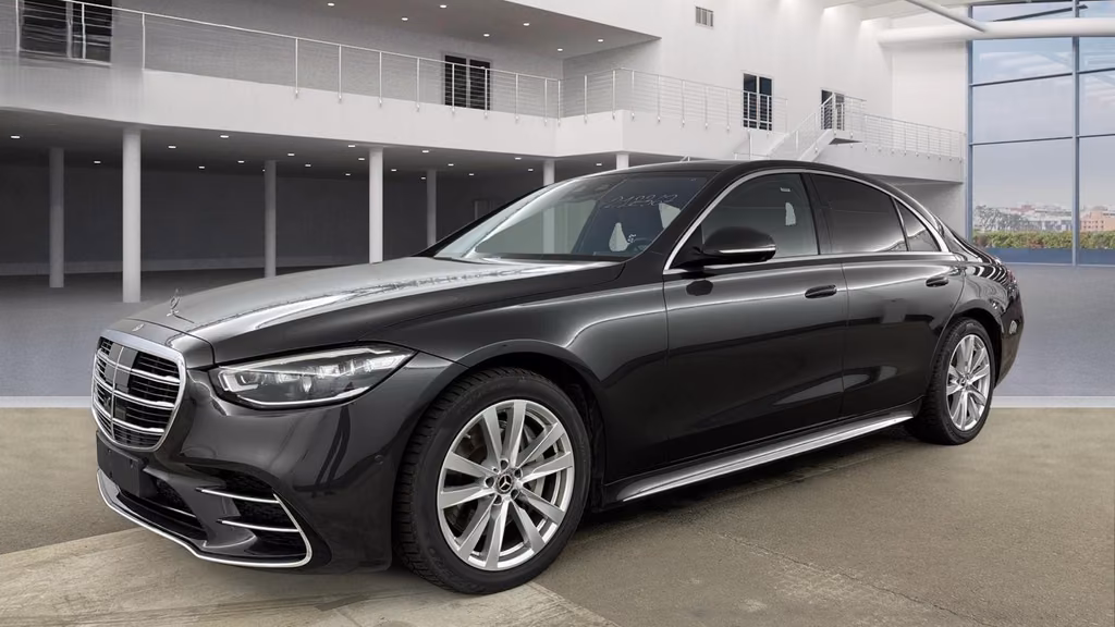 MercedesBenz S 350d 4MATIC AMG LINE 20ZDISTRHUDPANO360 2023