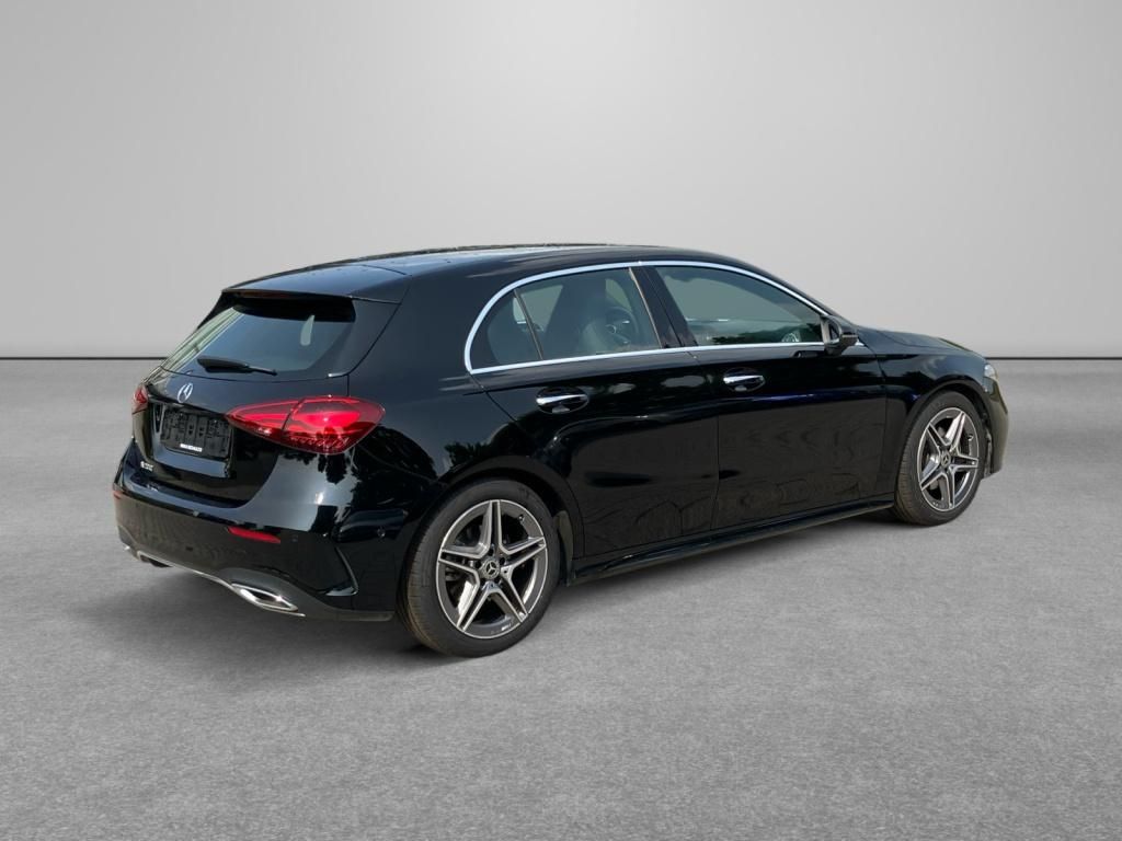 Fahrzeugabbildung Mercedes-Benz A 200 Kompaktlimousine AMG*LED*SpurH*SHZ*PDC*RFK