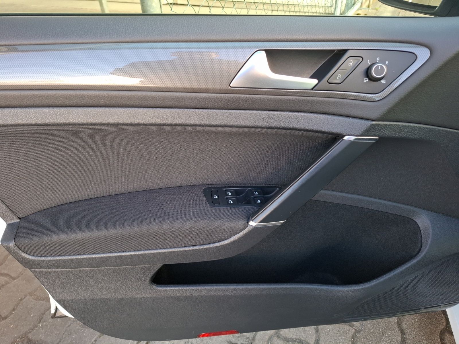 Fahrzeugabbildung Volkswagen Golf VII Variant TDI Join AHK Navi Climatronic P