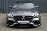 Mercedes-Benz E 63 AMG 4Matic+ PANO MULTIBEAM SportAGA 360° - Mercedes-Benz: AMG Sport