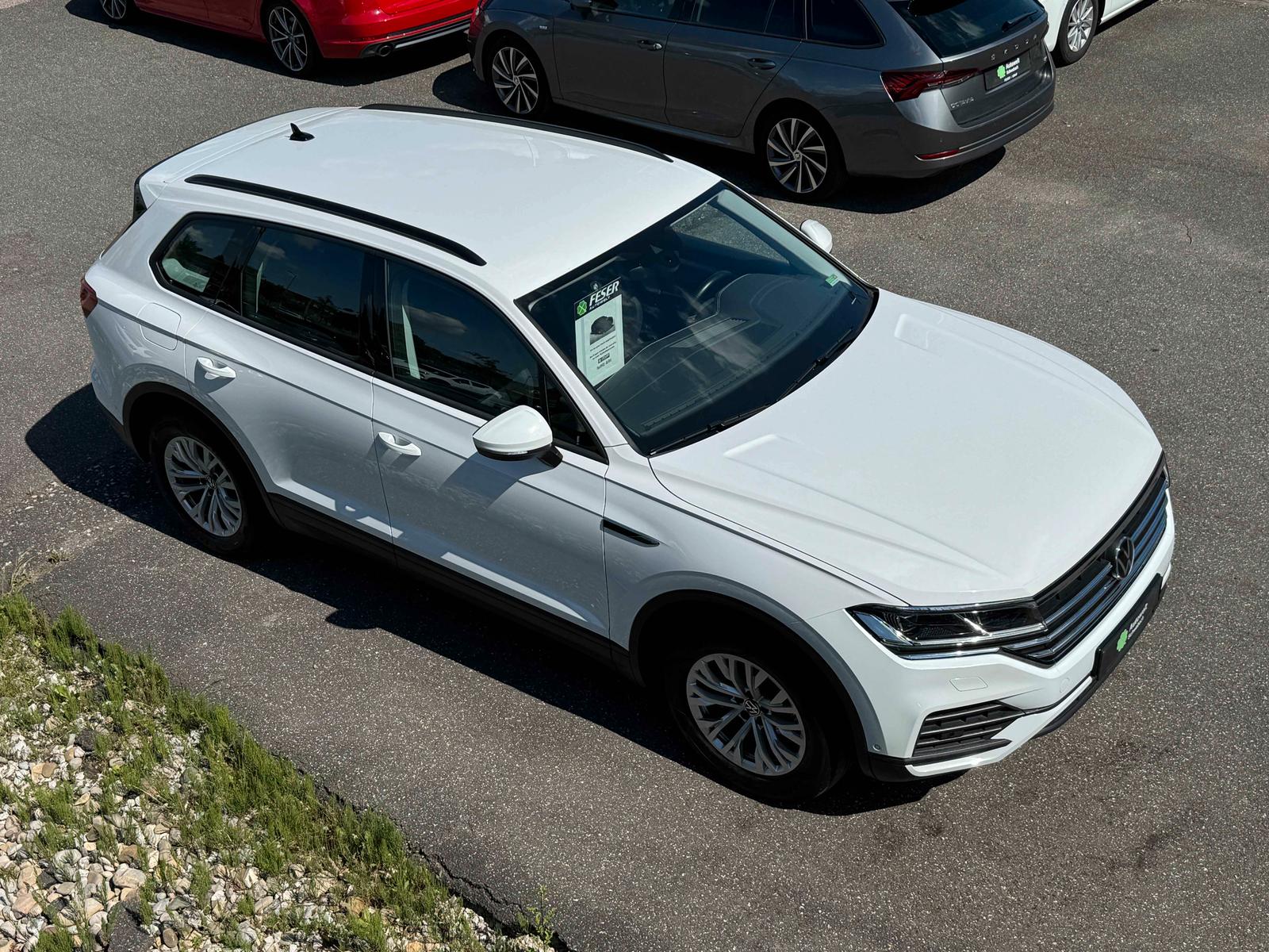 Volkswagen Touareg 3.0 TDI 4MO Tip-Tr. AHK ACC LEDER LED