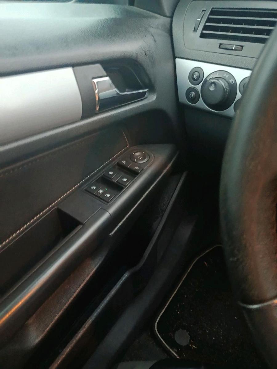 Opel Astra 2007 — photo 7