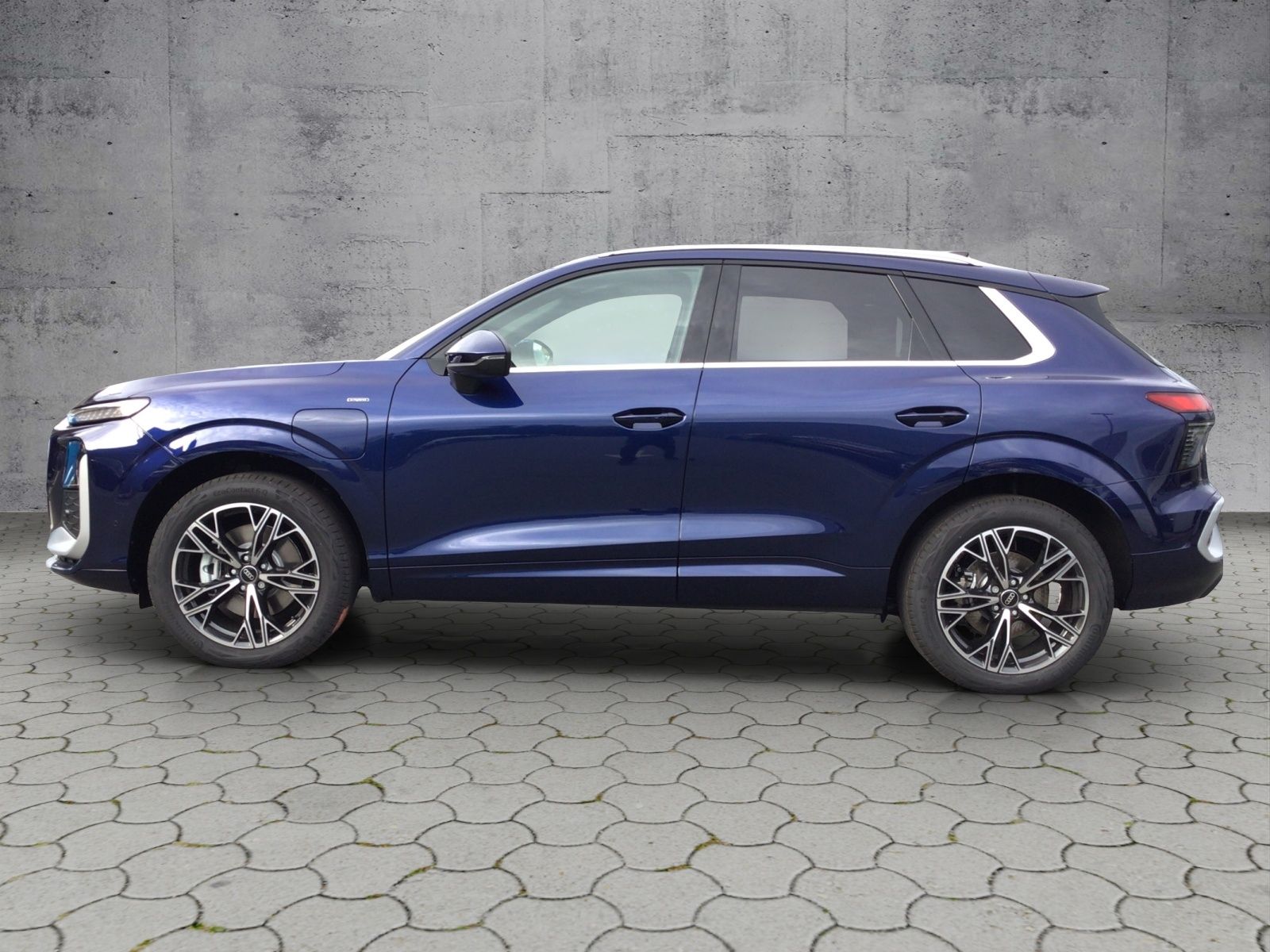 Audi Q3 1.5 e-hybrid S-tronic S-LINE 5JG/TECHPLUS foto 2