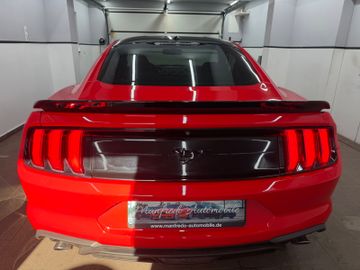 Ford Mustang - 11