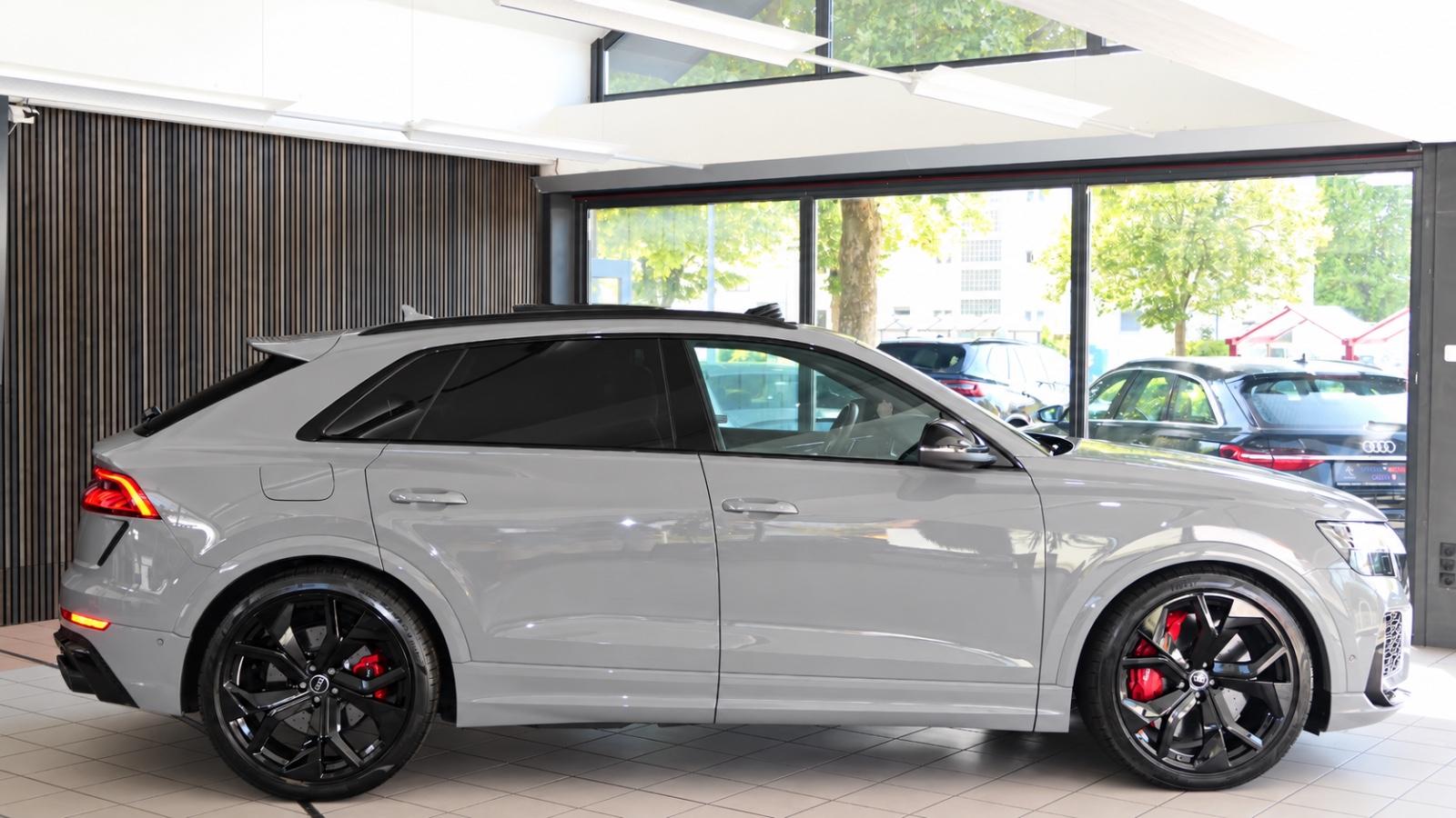 Audi RS Q8 4.0 TFSI quattro|Dynamik|23"|PANO.|360°|