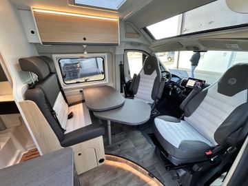 Sunlight Cliff X 600 Dieselheizung SOLAR DIGITALPAKET