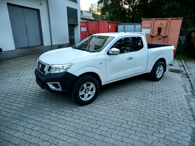 Nissan Navara X-tra Cab 4x4 KLIMA AHK 3,5 t