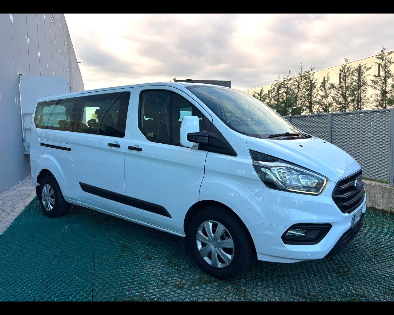 Ford FORD Transit Custom 320 2018 - Transit Custom 32 imagem 3