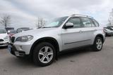 BMW X5 XDRIVE 30D XENON NAVI KLIMATR PDC PANO - BMW X5 aus 2009