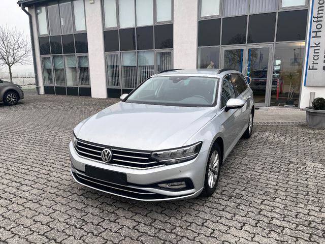 Volkswagen PASSAT VARIANT BUSINESS DSG ++AHK+Navi++