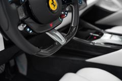 Purosangue BLACK/WHITE FULL CARBON PANORAMIC