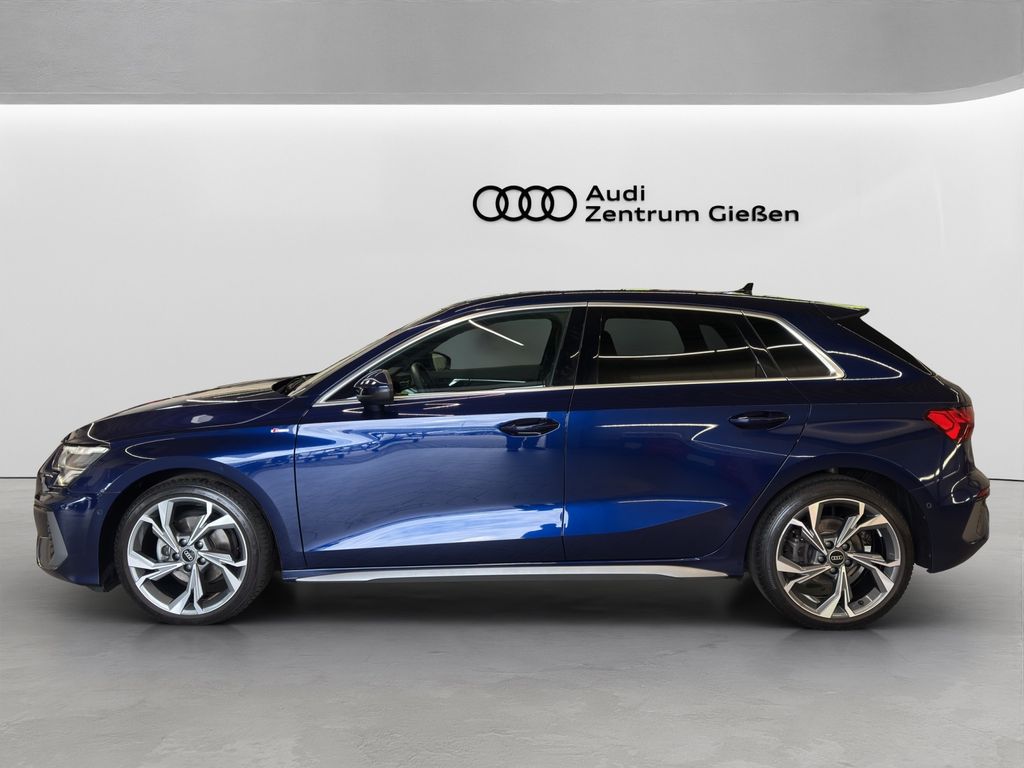Audi A3 — hlavná fotografia