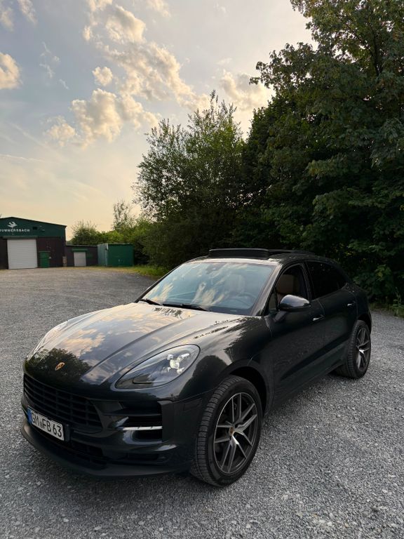 Image of Porsche Macan