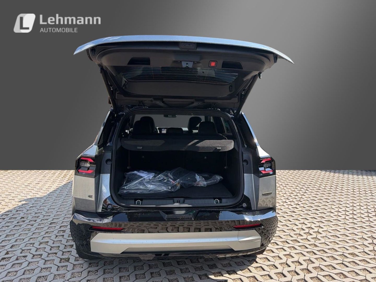 Fahrzeugabbildung Jeep Compass NEW MY26-Summit Plug-In-Hybrid -Voll-Pan