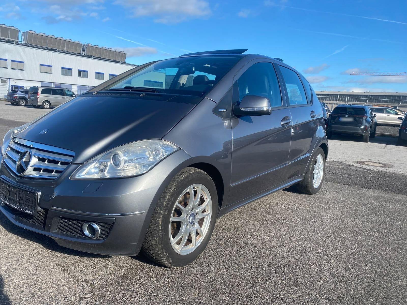 Mercedes-Benz A 200