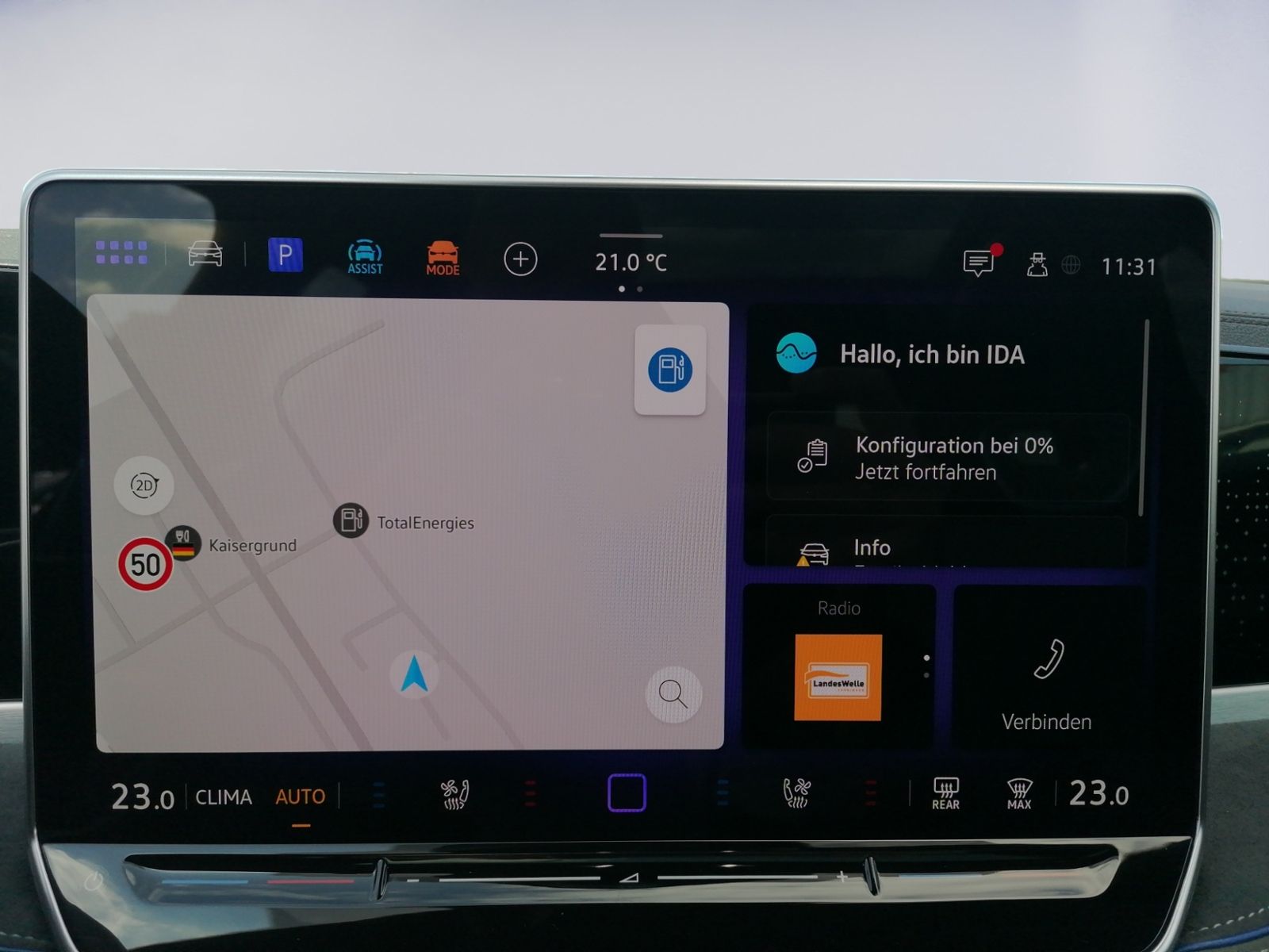 Passat R-Line 2.0 TDI 4MO STHZ+LEDER+AHK+PANO+