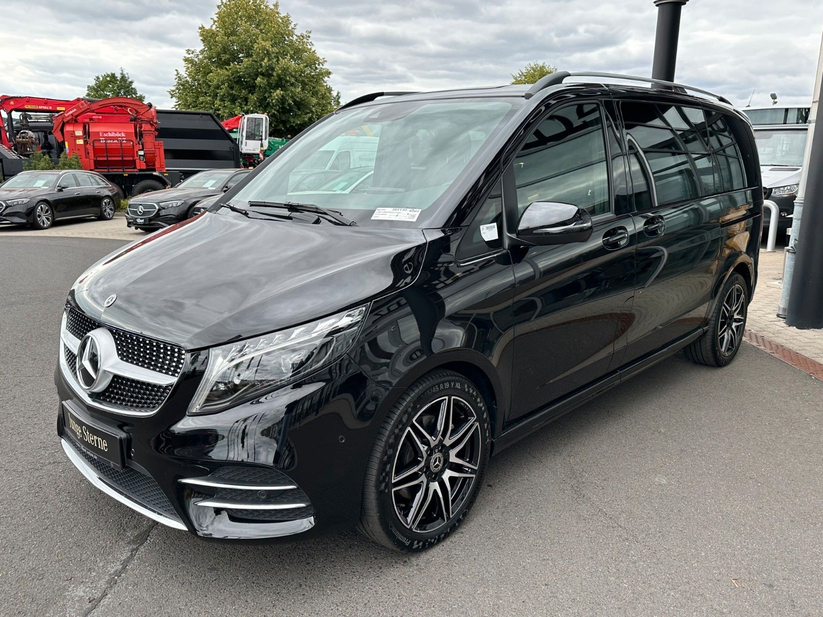 Fahrzeugabbildung Mercedes-Benz V 250 d EDITION AMG Kompakt ILS elektr Türen