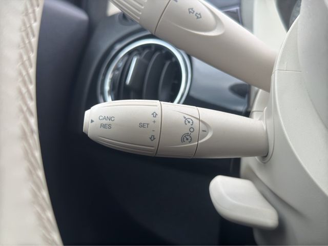 Fiat 500 1.0 Hybrid Lounge NAVI KLIMAA PANO DAB