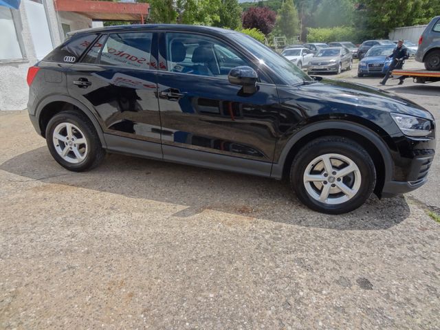 Fahrzeugabbildung Audi Q2 basis/2.Hand/SitzH/AHK/PDC/116PS/